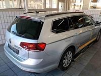 Gebraucht VW Passat Business 150 PS (110 kW) 2020 Reflexsilber metallic Kombi