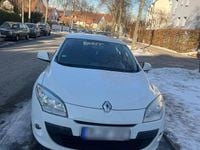 Gebraucht Renault Mégane 101 PS (74 kW) 2009 Weiß Limousine