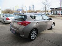 Gebraucht Toyota Auris 99 PS (72 kW) 2014 Grau Limousine