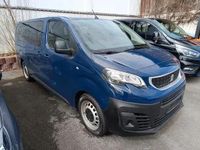 Gebraucht Peugeot Expert 179 PS (131 kW) 2018 Farbe blau imperial/typ aussenve Van