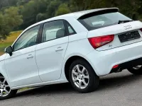 Gebraucht Audi A1 Sportback Ambition 90 PS (66 kW) 2013 Weiß Kleinwagen
