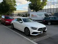 Gebraucht Mercedes E200 197 PS (144 kW) 2021 Weiß Coupé