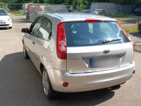 Gebraucht Ford Fiesta 60 PS (44 kW) 2005 Silber Kleinwagen