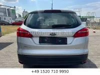 Gebraucht Ford Focus Business Edition 125 PS (91 kW) 2016 Silber Limousine