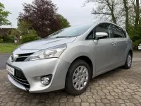 Gebraucht Toyota Verso Edition-S 147 PS (108 kW) 2016 Silber Van / Kleinbus