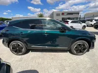 Neu Nissan Qashqai Tekna+ 158 PS (116 kW) 2026 Grün SUV