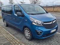 Gebraucht Opel Vivaro 121 PS (88 kW) 2019 Blau Van / Kleinbus
