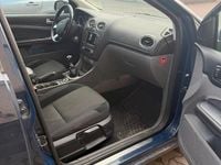 Gebraucht Ford Focus 140 PS (102 kW) 2010 Blau Kombi