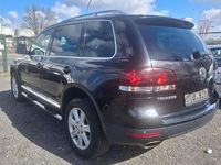 Gebraucht VW Touareg 239 PS (175 kW) 2007 Black magic pearlescent SUV