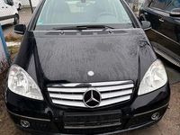 Gebraucht Mercedes A180 Sport Edition 116 PS (85 kW) 2010 Schwarz Limousine