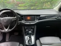 Gebraucht Opel Astra Dynamic 150 PS (110 kW) 2018 Rot Kombi