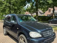 Gebraucht Mercedes ML320 218 PS (160 kW) 2001 Blau SUV