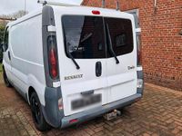 Gebraucht Renault Trafic 101 PS (74 kW) 2006 Weiß Van / Kleinbus