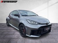 Neu Toyota Yaris 280 PS (205 kW) 2025 Precious metal Limousine