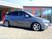 Gebraucht Mercedes B180 Ambition 109 PS (80 kW) 2013 Grau Van / Kleinbus
