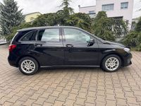 Gebraucht Mercedes 200 136 PS (100 kW) 2015 Schwarz Limousine