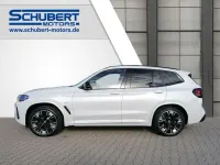 Gebraucht BMW iX3 Impressive 210 kW (286 PS) 2023 Weiß SUV