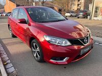 Gebraucht Nissan Pulsar Acenta 116 PS (85 kW) 2017 Force red metallic Kleinwagen
