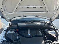 Gebraucht BMW 116 116 PS (85 kW) 2010 Weiß Kleinwagen