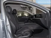 Nowe VW Passat Pro 150 KM (110 kW) 2025 Srebrny Kombi