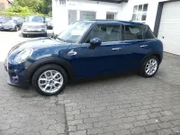 Gebraucht Mini ONE 102 PS (75 kW) 2018 Blau Kleinwagen