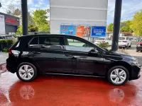 Gebraucht VW Golf VIII Life 150 PS (110 kW) 2025 Schwarz Limousine