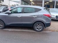 Gebraucht Hyundai ix35 Style 135 PS (99 kW) 2013 Grau SUV