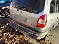 Gebraucht Opel Zafira 105 PS (77 kW) 2002 Silber Van / Kleinbus