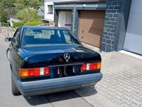 Gebraucht Mercedes 190 109 PS (80 kW) 1990 Schwarz Limousine