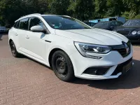 Gebraucht Renault Mégane Business 116 PS (85 kW) 2019 Weiß Limousine