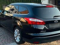 Second-hand Ford Focus 105 CP (77 kW) 2012 Negru Break