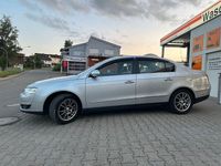 Gebraucht VW Passat Comfortline 116 PS (85 kW) 2005 Silber Limousine