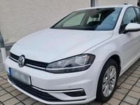 Gebraucht VW Golf VII 125 PS (91 kW) 2018 Weiß Limousine
