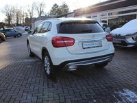Gebraucht Mercedes GLA180 122 PS (89 kW) 2016 Weiß SUV