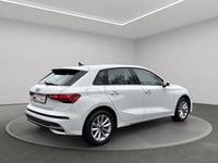 Gebraucht Audi A3 Ambiente 150 PS (110 kW) 2025 Arkonaweiß Limousine