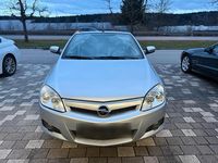 Gebraucht Opel Tigra 90 PS (66 kW) 2006 Silber Cabrio