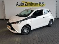 Gebraucht Toyota Aygo 69 PS (50 kW) 2014 Weiß Kleinwagen