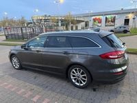 Gebraucht Ford Mondeo Titanium 179 PS (131 kW) 2019 Grau Kombi