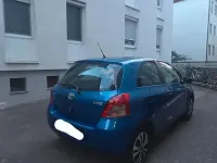 Gebraucht Toyota Yaris 69 PS (50 kW) 2006 Blau Kleinwagen