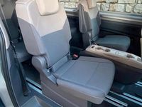 Gebraucht VW Multivan 136 PS (100 kW) 2022 Grau Van