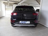 Second-hand VW T-Roc Style 150 CP (110 kW) 2023 Negru SUV
