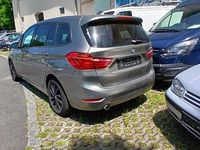 Gebraucht BMW 218 Sport Line 136 PS (100 kW) 2016 Braun Van / Kleinbus