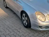 Gebraucht Mercedes E220 Avantgarde 170 PS (125 kW) 2007 Silber Kombi
