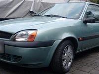 Gebraucht Ford Fiesta 60 PS (44 kW) 2001 Grün Kleinwagen