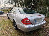 Gebraucht Mercedes E320 204 PS (150 kW) 2004 Silber Limousine