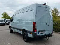 Gebraucht Mercedes Sprinter 190 PS (139 kW) 2026 Fehgrau Van