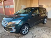 Gebraucht Ford Kuga Titanium 175 PS (128 kW) 2018 Grün SUV