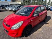 Gebraucht Hyundai i20 77 PS (56 kW) 2009 Rot Kleinwagen