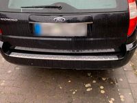 Gebraucht Ford Mondeo 125 PS (91 kW) 2005 Schwarz Kombi