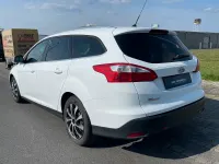 Gebraucht Ford Focus Titanium 116 PS (85 kW) 2011 Weiß Kombi